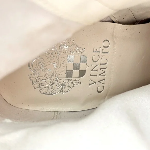 VINCE CAMUTO Alessa Cream Leather Wide Calf Knee High Heeled Boots--NEW--7.5WC - Picture 9 of 14